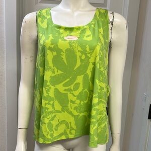 Nike Athletic/Athleisure Cropped Tank Top, NWT!